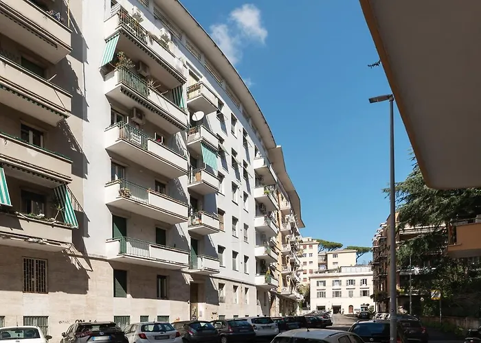 Vatican Corner Family Apartment